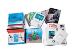 Böcker i olika format, omfång och typ av bindning